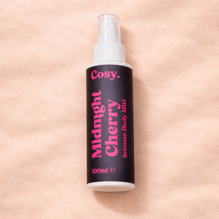 Brume Corps Midnight Cherry Cosy – Intense Body Mist 100ml | Cerise noire sensuelle & vanille chaude