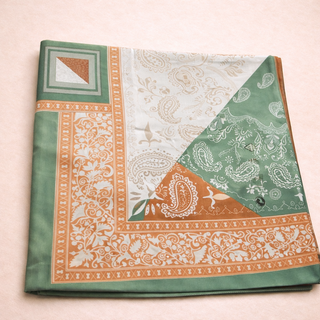Foulard carré patchwork motifs cachemire